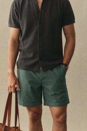 The Apres Short in Organic Deep Sea Foundation Twill