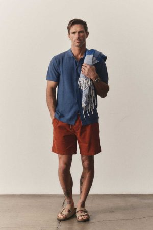 The Apres Short in Heather Chili Pincord